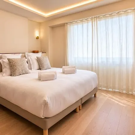 Croisette Sea View 2 Bedrooms *